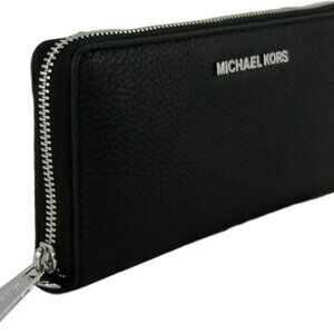 Michael Kors Black Jet Set Travel Large Saffiano Leather Quarter-Zip Wallet EUC